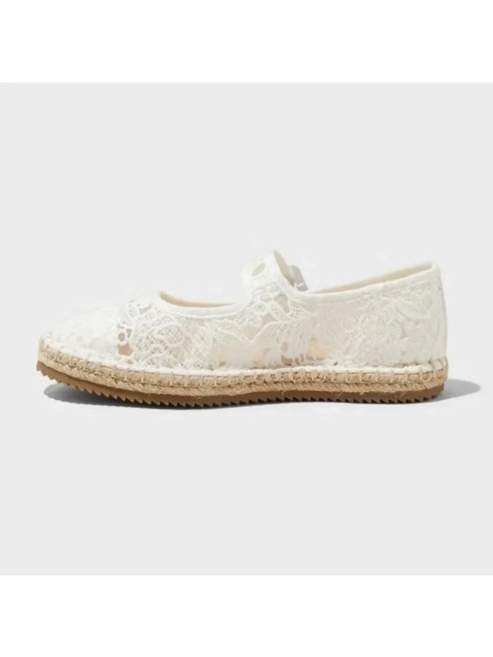 Girls' Madeline Flats by art class White New With Tags Sizes 13-5 Available